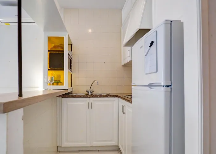 公寓 Ferdinand By Hello Homes *